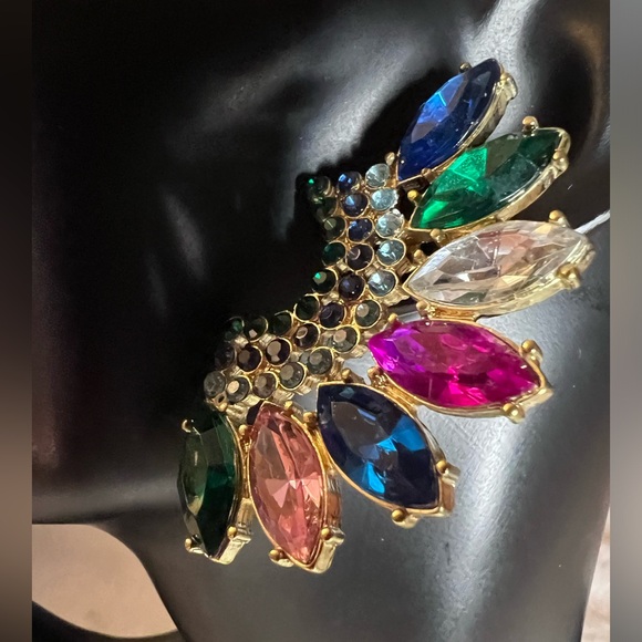 Vintage Style Crawler Statement Earrings Multi-Colored in Gold Tone Setting - Picture 4 of 9